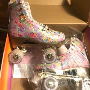 Impala Rollerskates size 6
